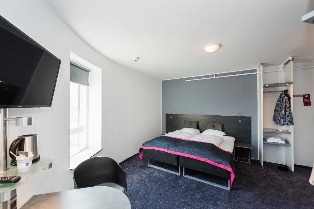 Double or Twin DELUXE Room, CABINN Copenhagen, Copenhagen