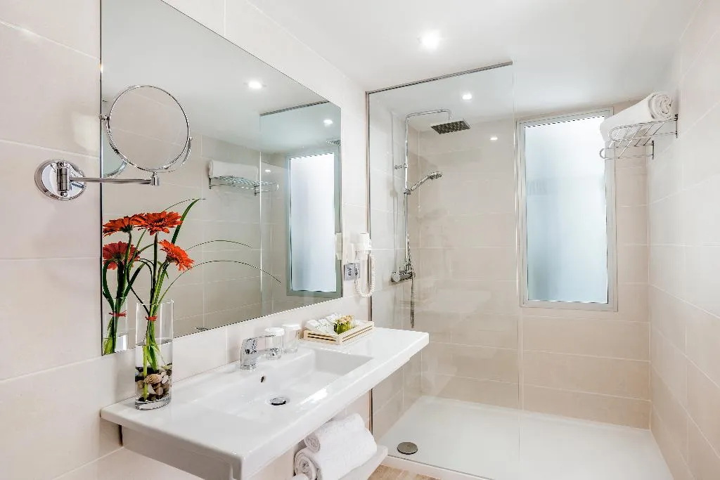 Double or Twin DELUXE Room, Barcelo Corralejo Sands, Fuerteventura