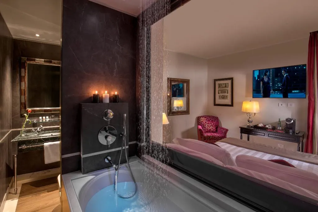 DOUBLE SINGLE USE DELUXE ONE BED Room, Hotel Monte Cenci, Rome