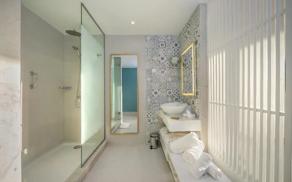 SUITE TWO QUEEN BEDS ONE BEDROOM Room, Hilton Skanes Monastir Beach Resort, Tunisia