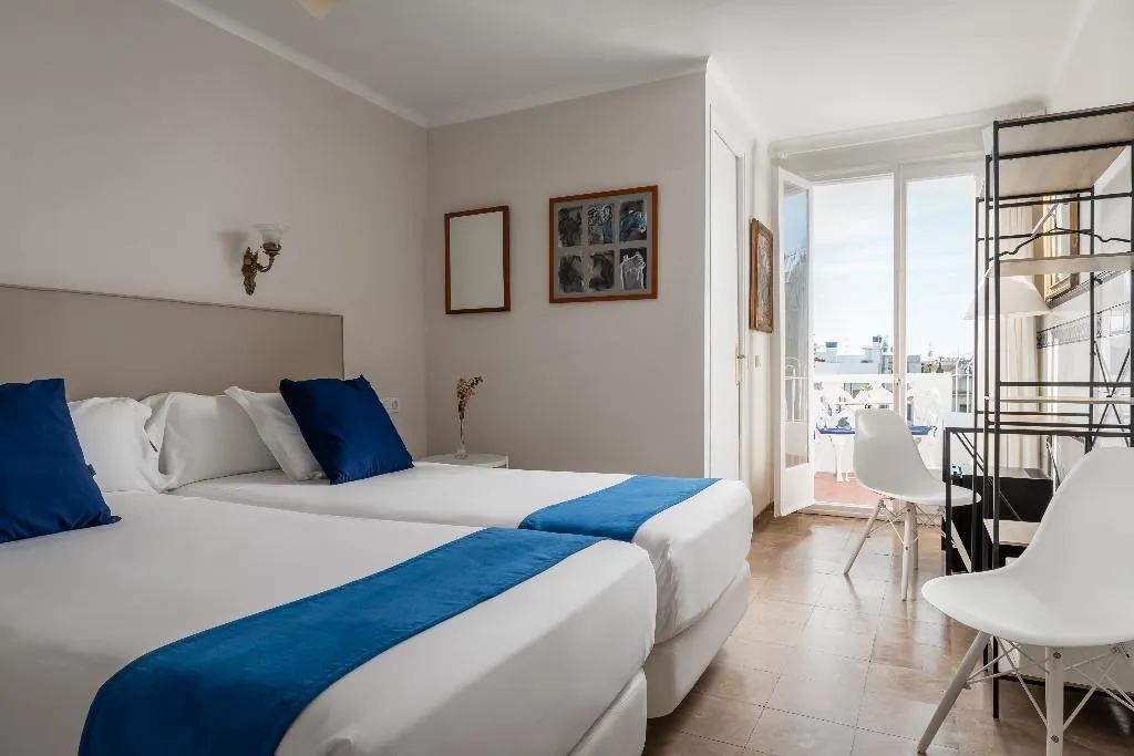 Double or Twin WITH TERRACE Room, Medium Romantic, Costa Brava