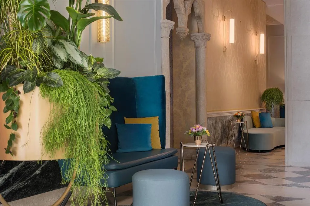 Lobby, NH Venezia Santa Lucia, Venice