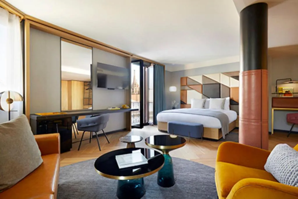 SUITE KING SIZE BED Room, Kimpton Vividora Hotel, Barcelona
