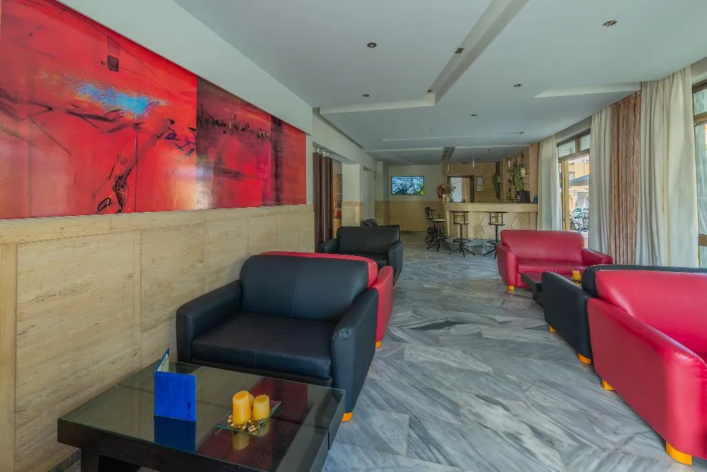 Lobby, Dimitris Paritsa, Kos