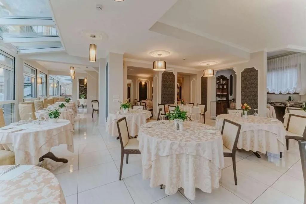Restaurant, Flora Hotel, Milan