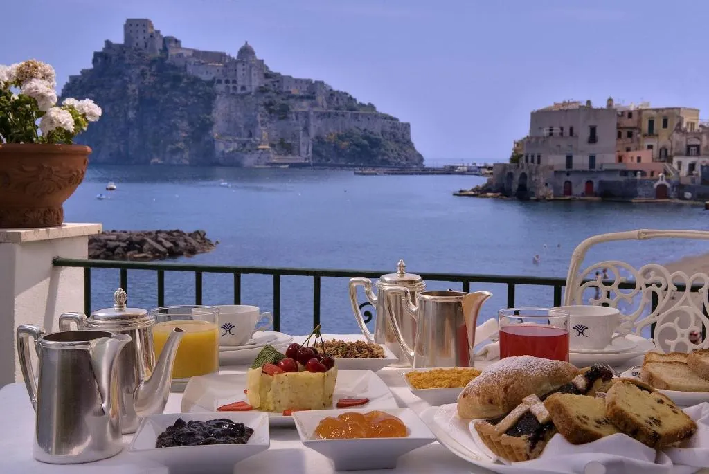 SUITE LUXURY SEA VIEW Room, Miramare e Castello, Naples