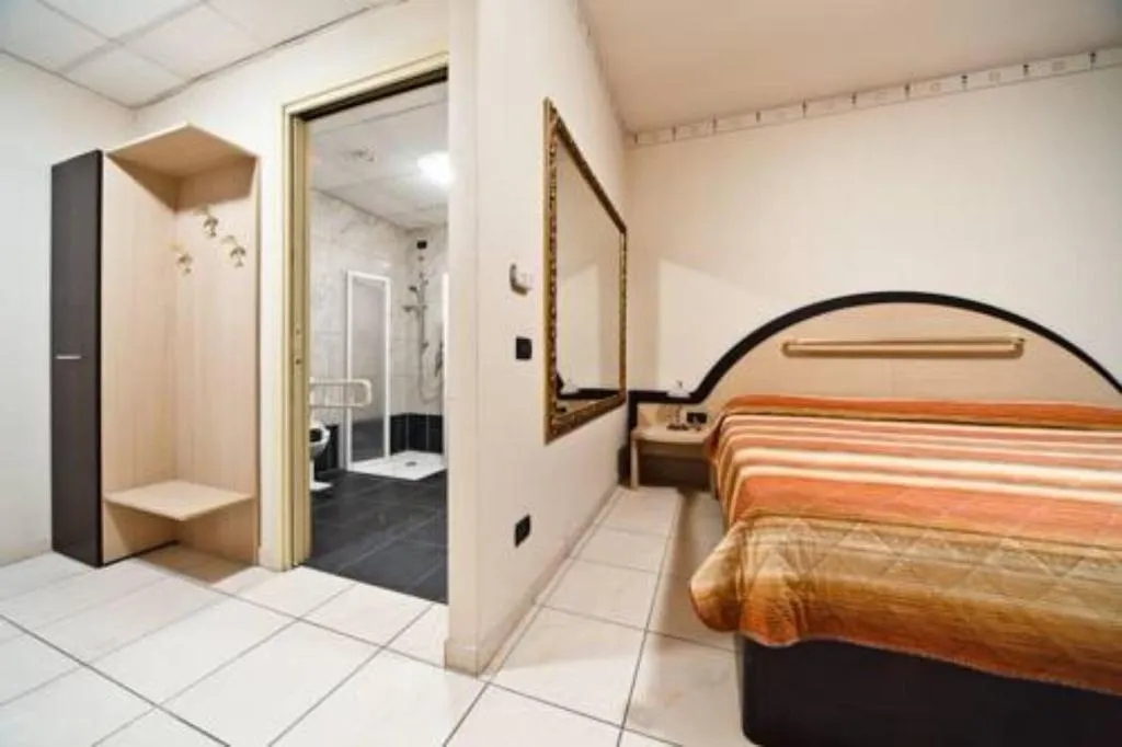 Room, Hotel-Motel Autosole 2, Milan
