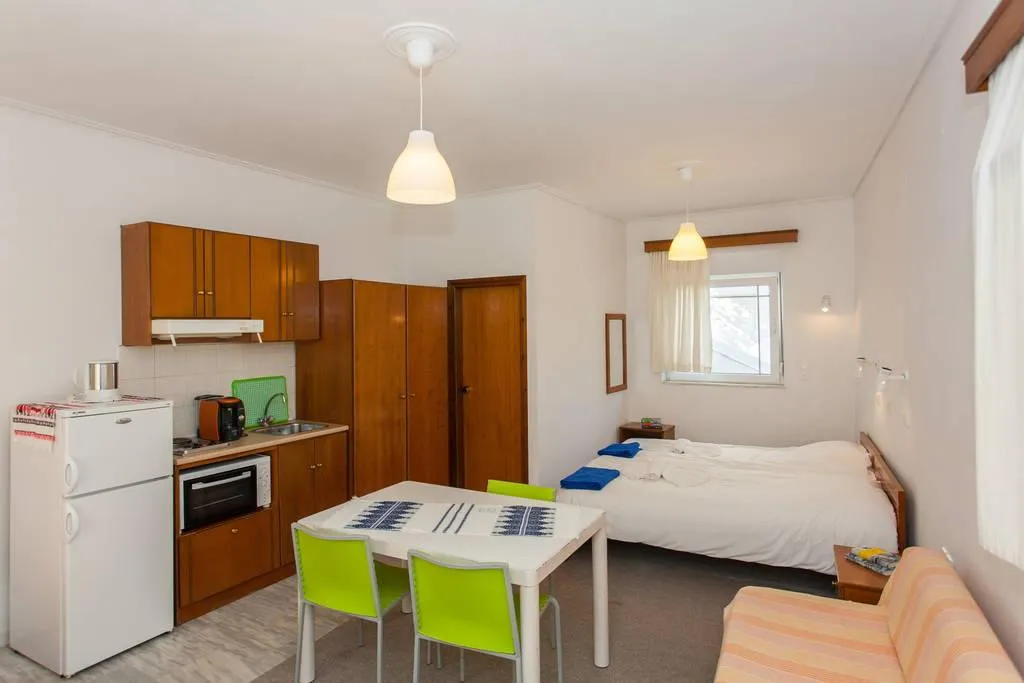 APARTMENT STANDARD Room, Marathakis Apartments, Crete