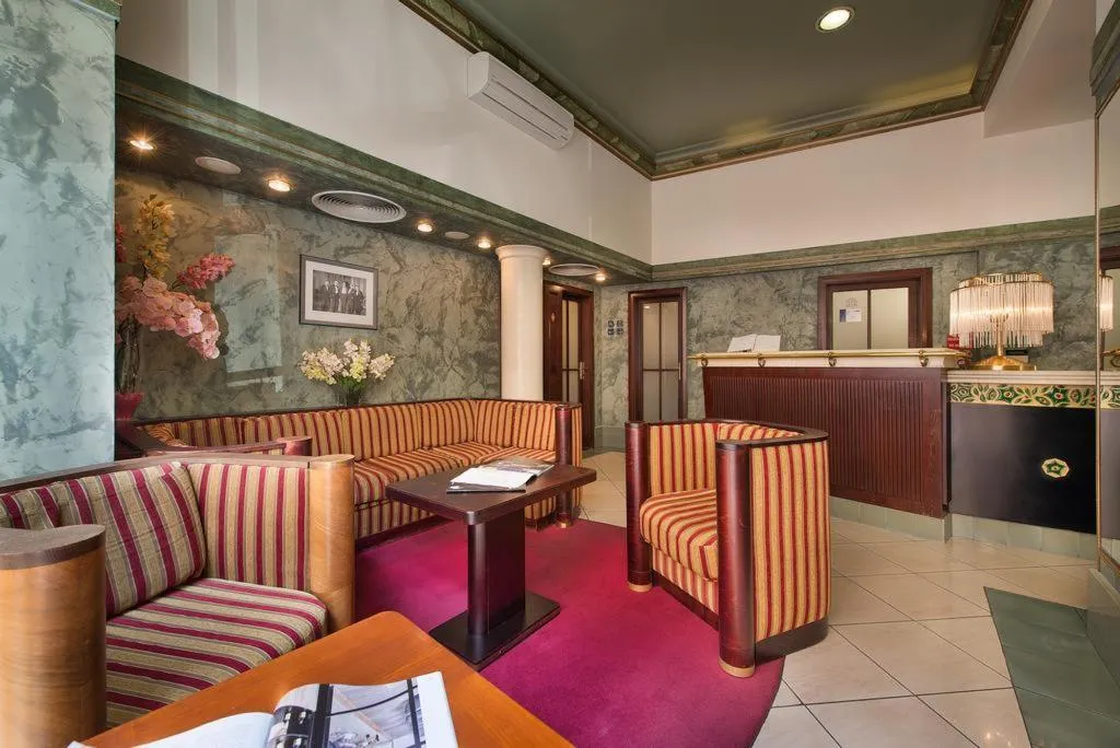Lobby, EA Hotel Royal Esprit, Prague