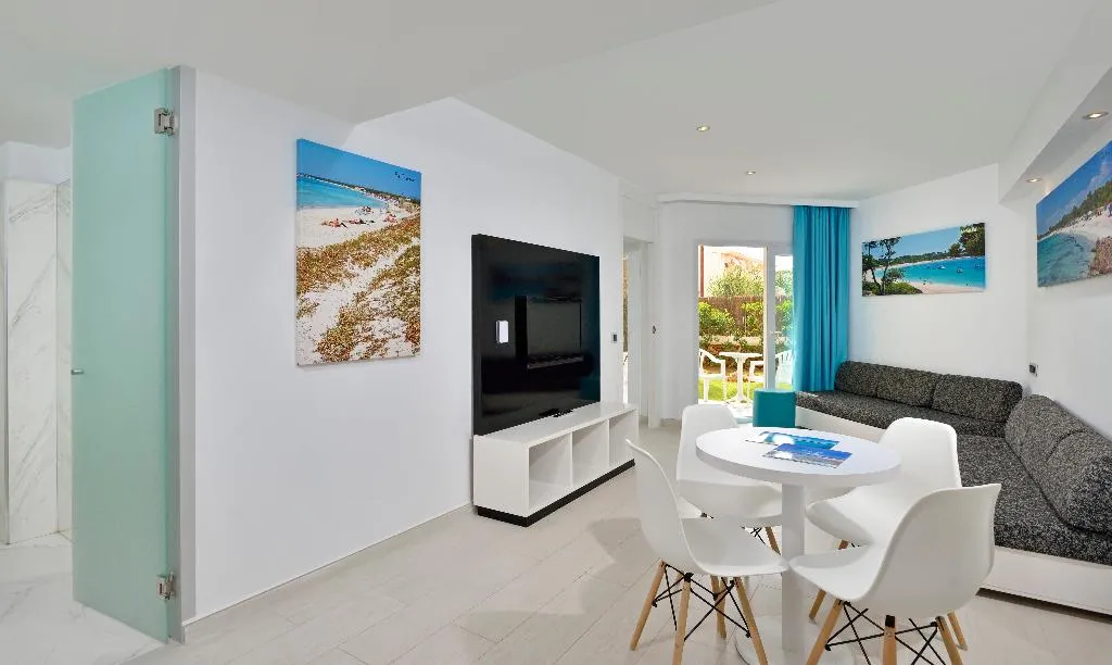 APARTMENT CAPACITY 4 Room, Aparthotel Isla de Cabrera, Majorca