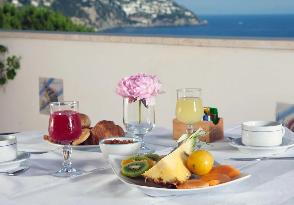 General view, Hotel Vittoria Positano, Naples