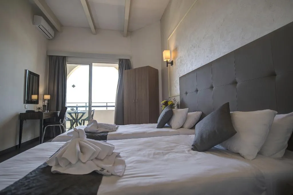 Double or Twin SEA VIEW Room, Europa Hotel Malta, Malta