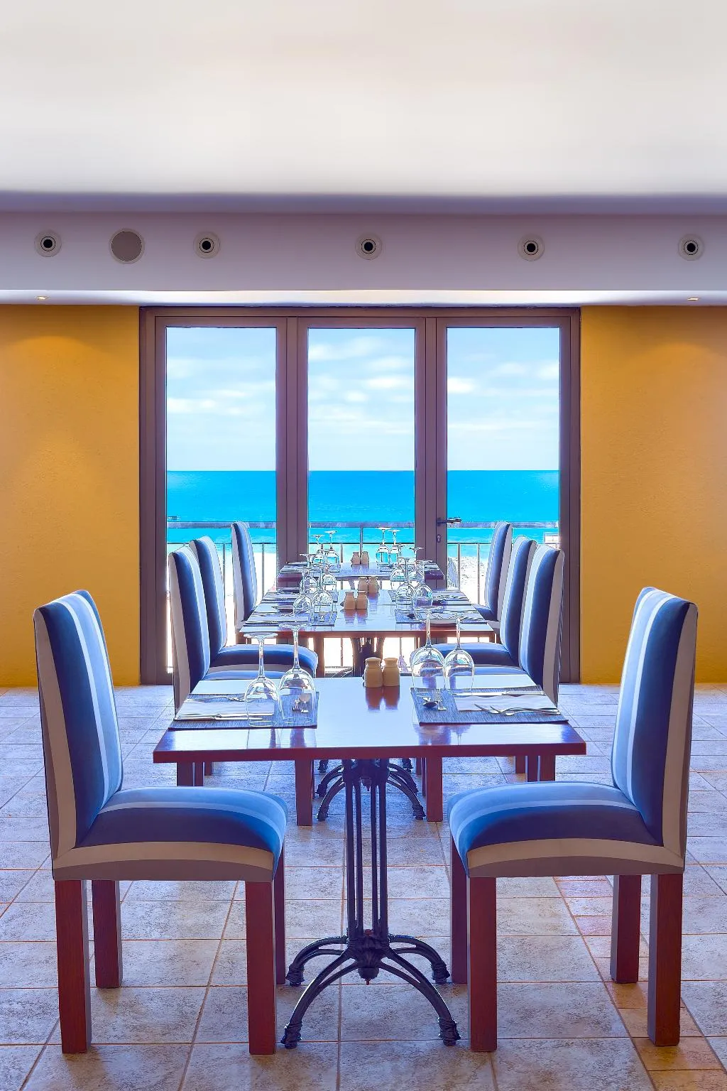 Restaurant, Torre Praia, Madeira