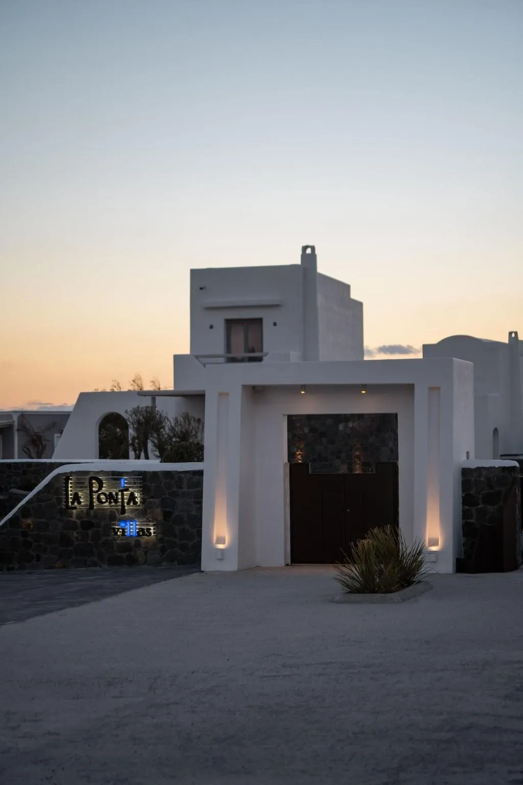 General view, La Ponta Villas, Santorini