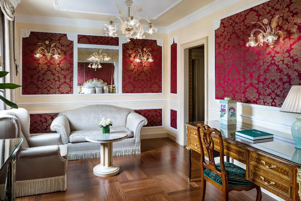 SUITE LAGOON VIEW Room, Baglioni Hotel Luna, Venice