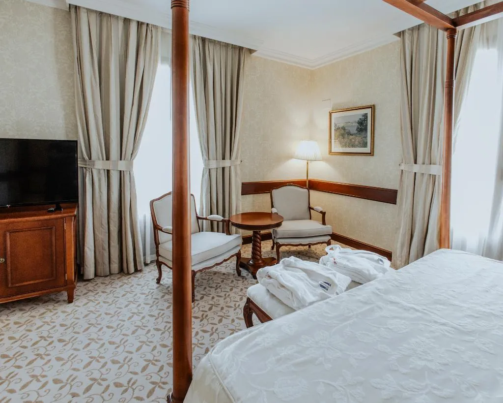 SUITE CLASSIC DOUBLE BED Room, Candido, Madrid