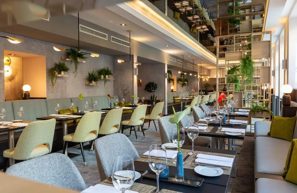 Restaurant, Leonardo Royal Hotel Berlin Alexanderplatz, Berlin