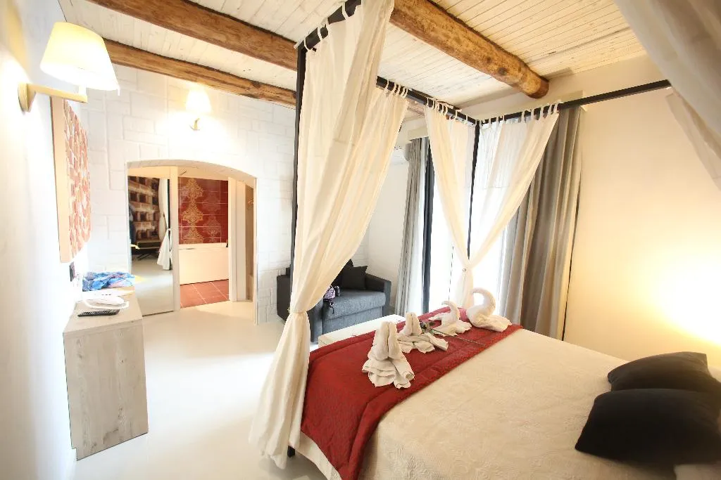 DOUBLE DELUXE Room, Relais Piazza del Plebiscito, Naples