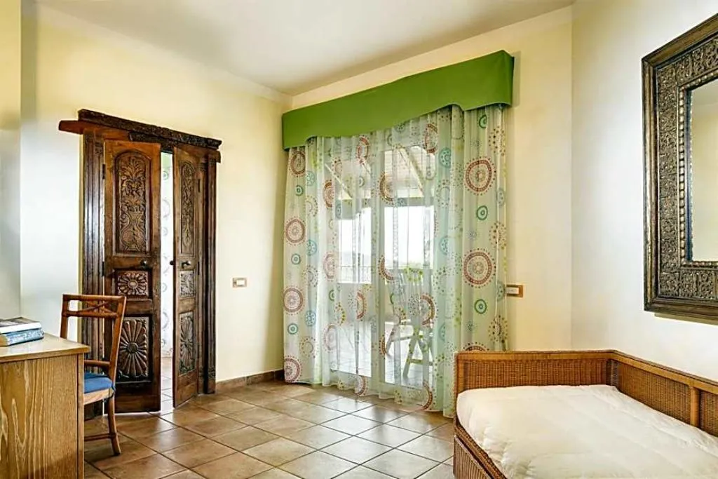 SUITE SEA VIEW Room, Cruccuris Resort, Cagliari