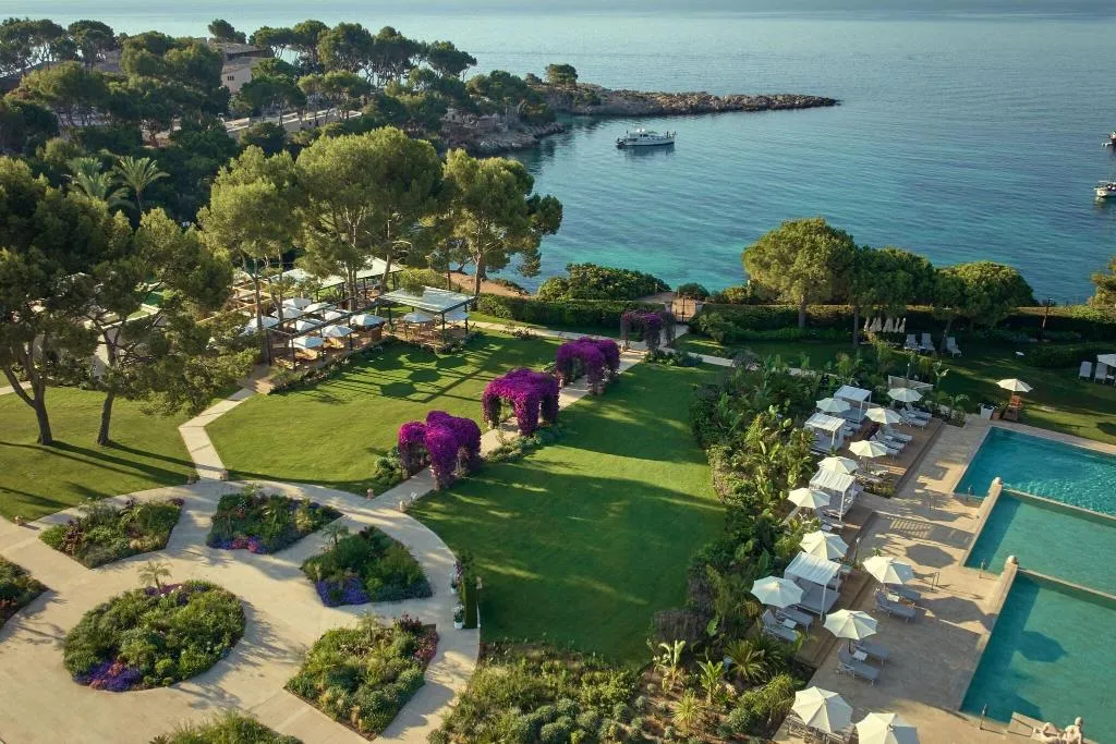 Pool, The St. Regis Mardavall Resort, Majorca