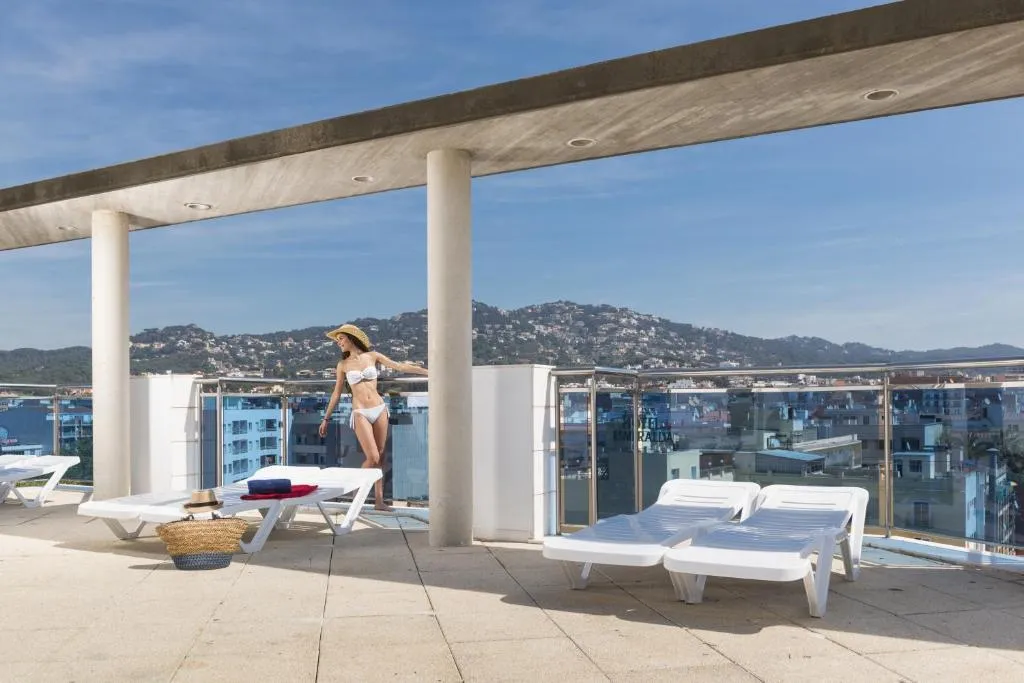 Terrace, Apartaments Blau, Costa Brava
