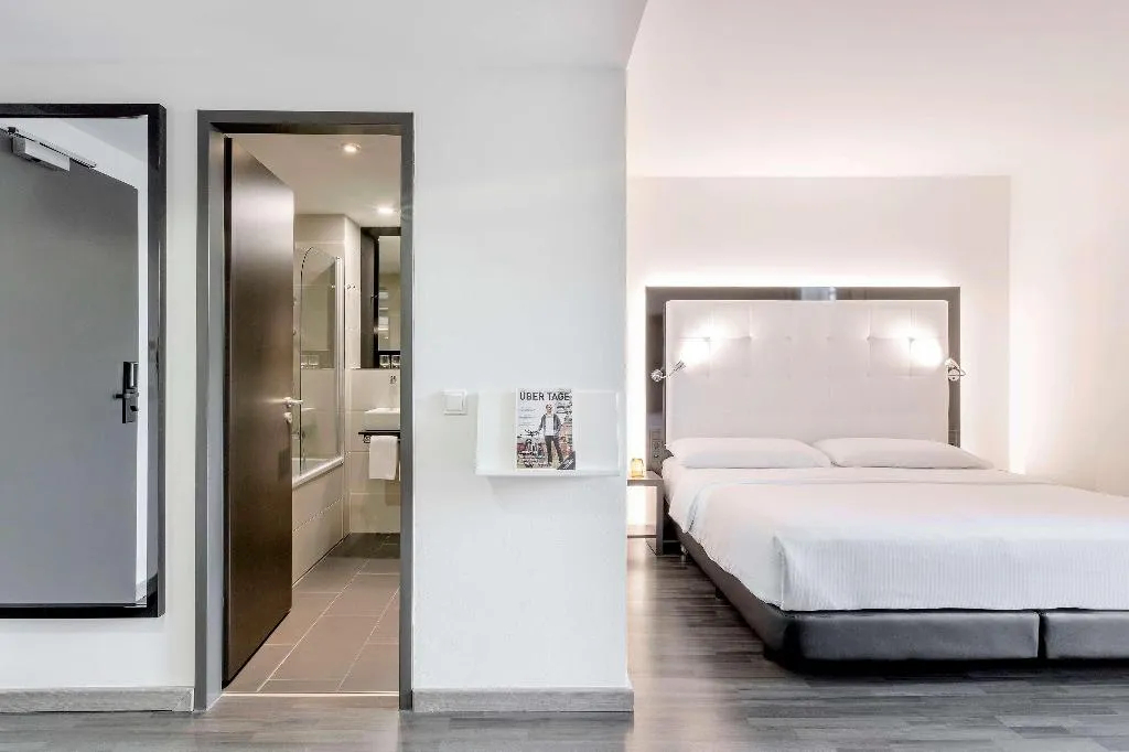 Room, INNSiDE by Melia Berlin Mitte, Berlin