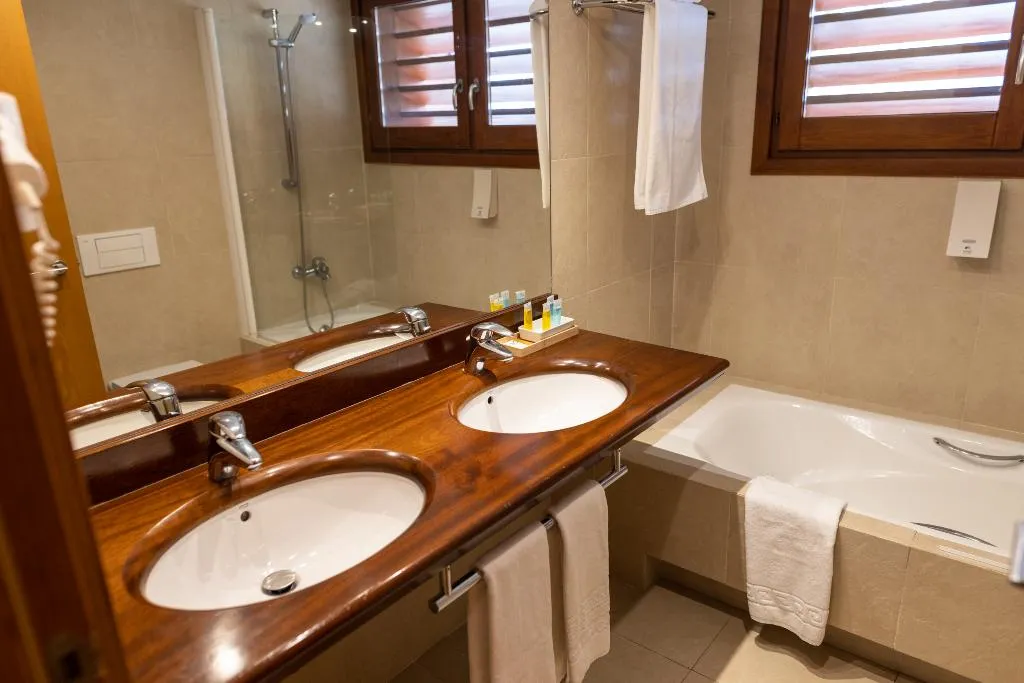 DOUBLE COMFORT Room, Xalet del Golf, Barcelona