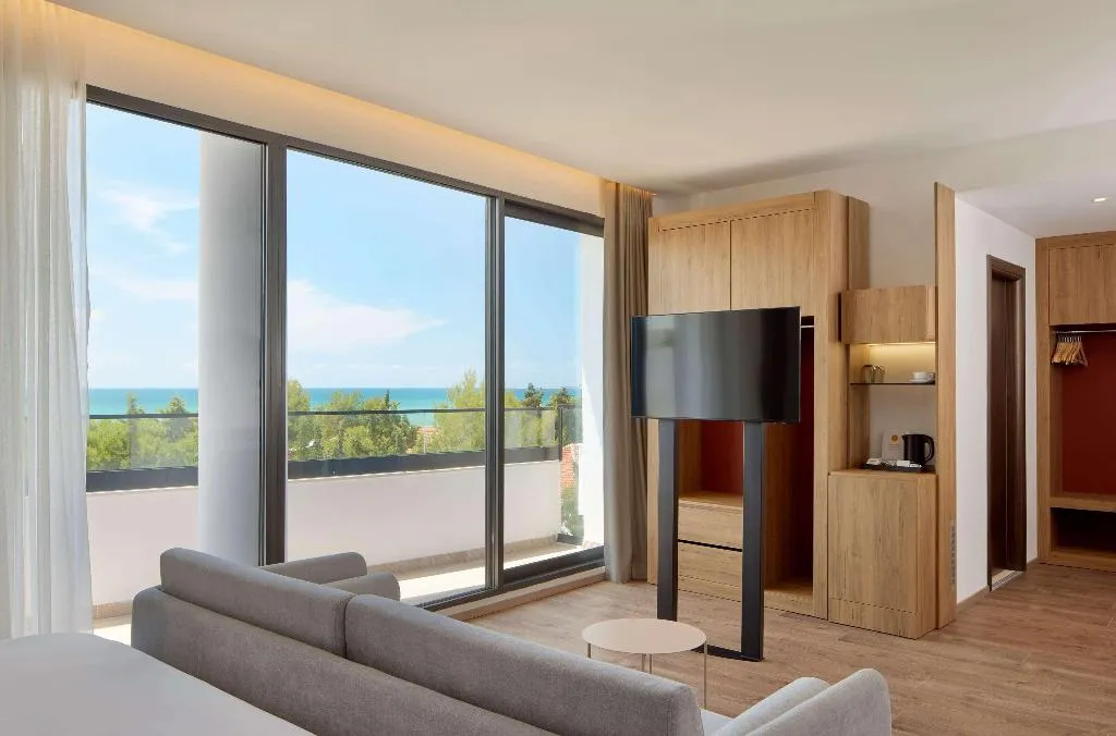 JUNIOR SUITE STANDARD Room, Sol Tropikal Durres, Durres
