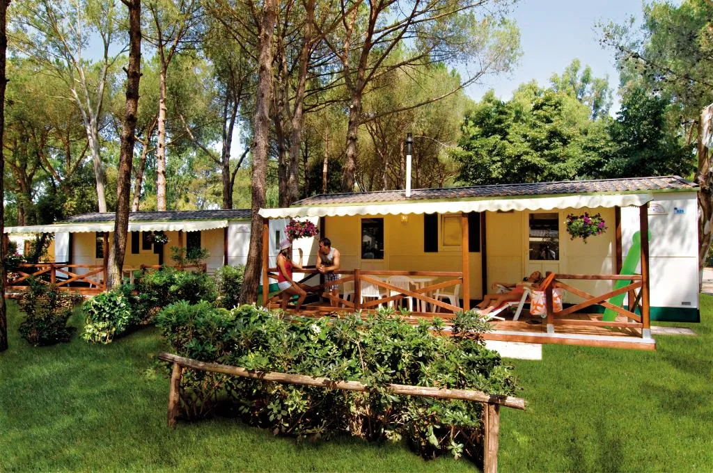 MOBILE HOME CAPACITY 3 Room, Baia Domizia Camping Village, Naples