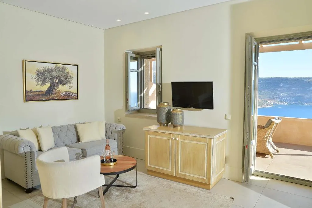 JUNIOR SUITE SEA VIEW Room, Akrolithi Boutique Hotel & Suites, Kalamata