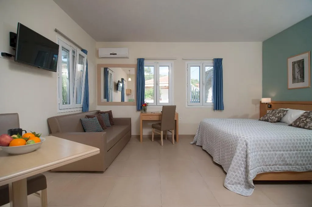 STUDIO NON SMOKING Room, Estia, Kalamata