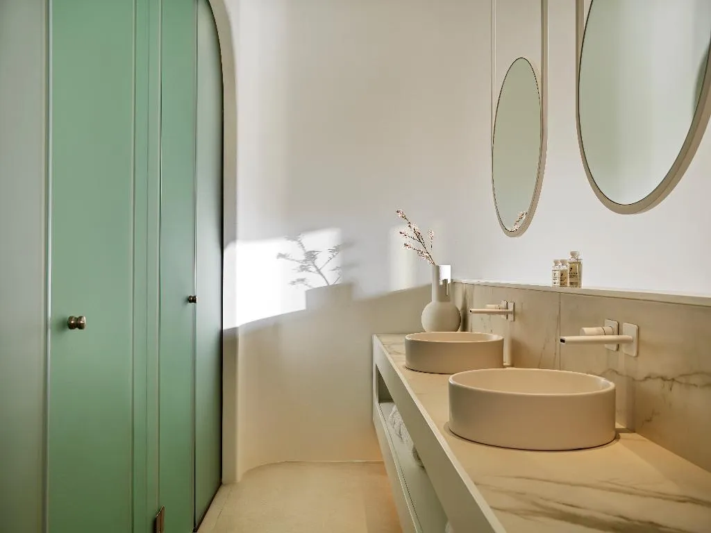 SUITE EXECUTIVE SEA VIEW Room, Lovia Mykonos, Mykonos