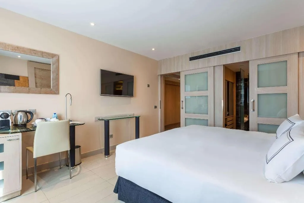 Room, Melia Sevilla, Seville