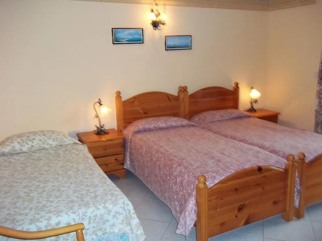 Room, San Antonio Guest House, Gozo