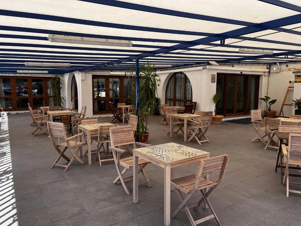 Terrace, Blason Junior, Valencia