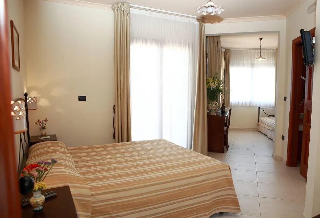 Room, B&B Villa Cristina, Taormina