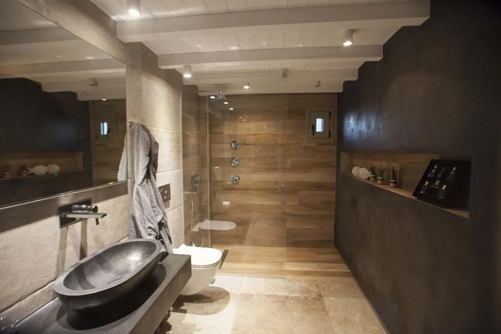 SUITE HONEYMOON Room, Evilion, Thessaloniki