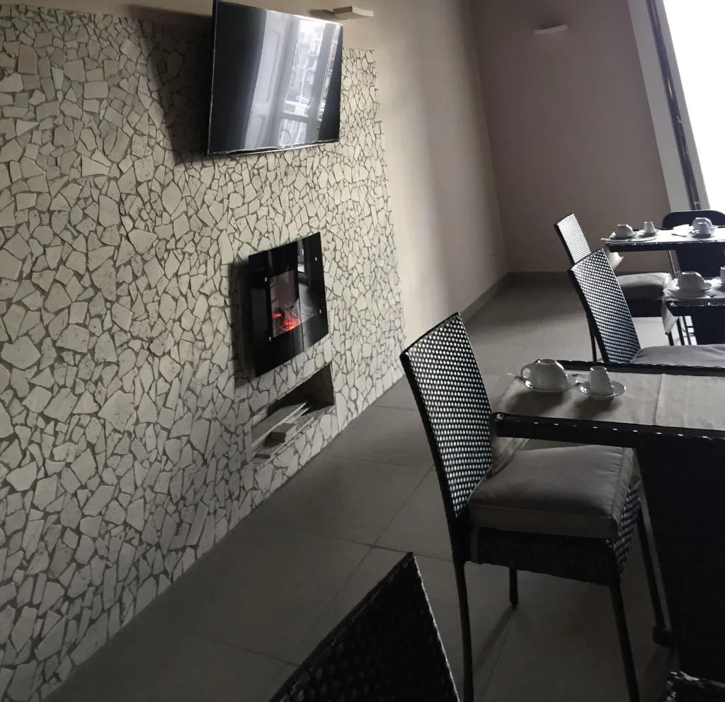 Restaurant, B&B Chez Moi, Naples