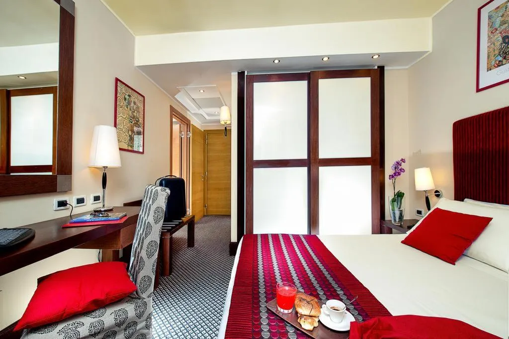 QUADRUPLE STANDARD Room, Cardinal Hotel St Peter Rome, Rome