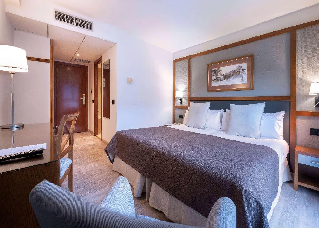 Room CONNECTING ROOM Room, Vielha Val d’Arán Affiliated by Melia, Costa Brava