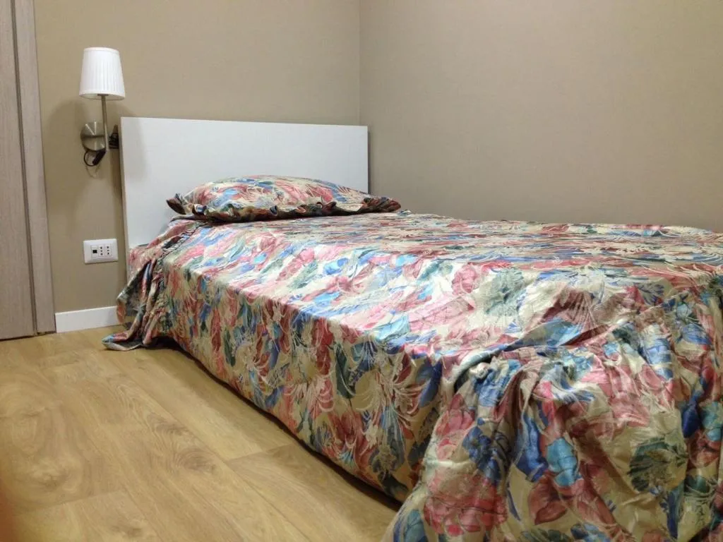 Room, Napoli Centro, Naples