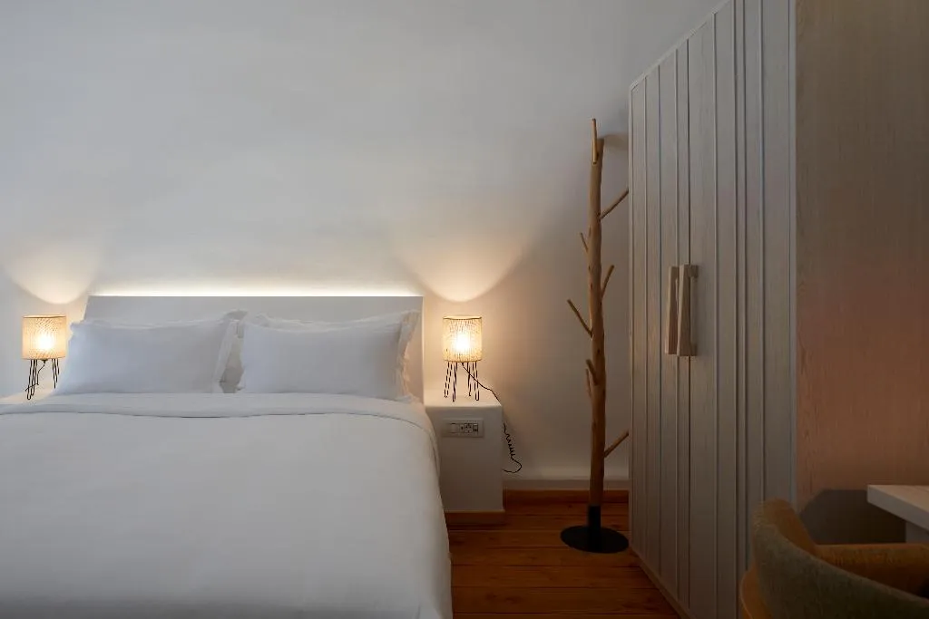 SUITE DUPLEX Room, Sea Breeze Santorini Beach Resort, Curio Collectio, Santorini