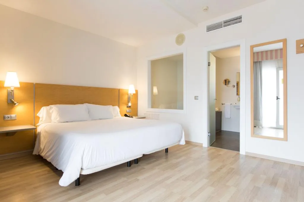 DOUBLE SUPERIOR Room, ARTIEM Capri, Menorca