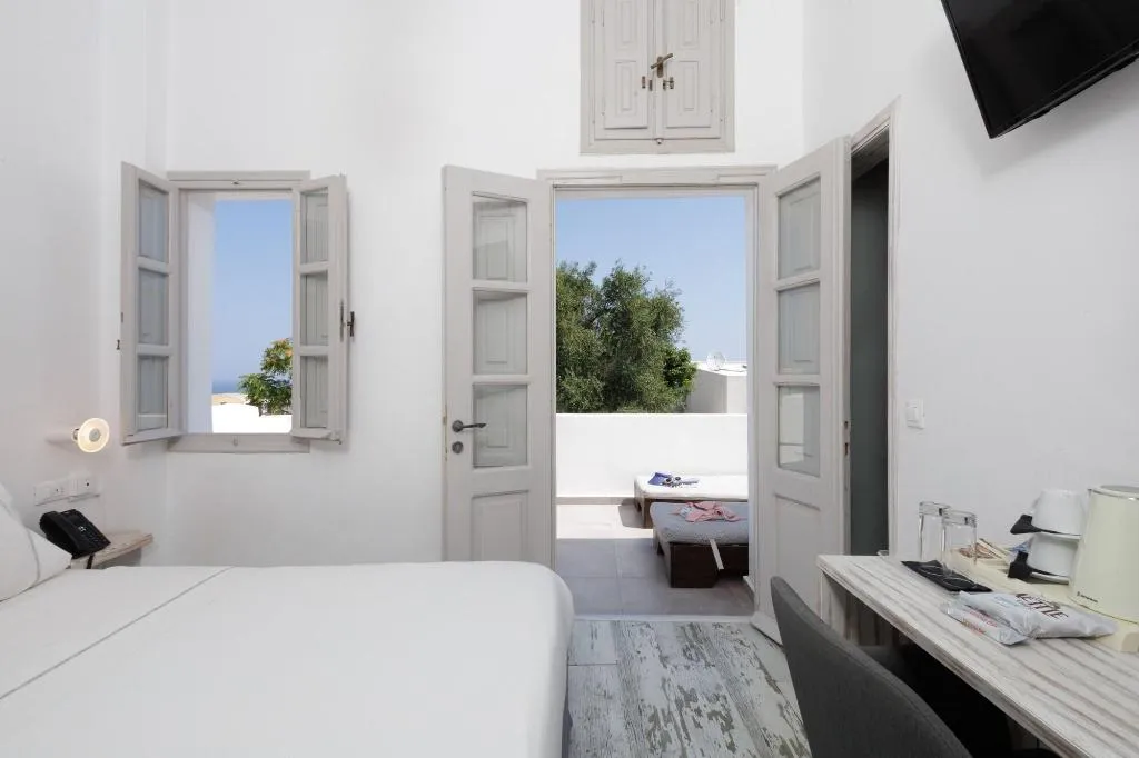 Room, The Museum Project Oia, Santorini