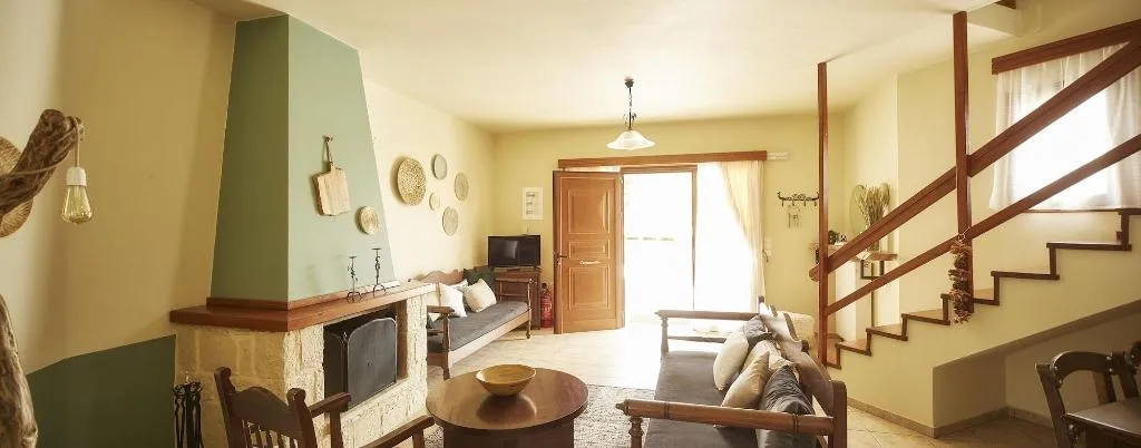 APARTMENT CAPACITY 4 Room, Earino, Crete