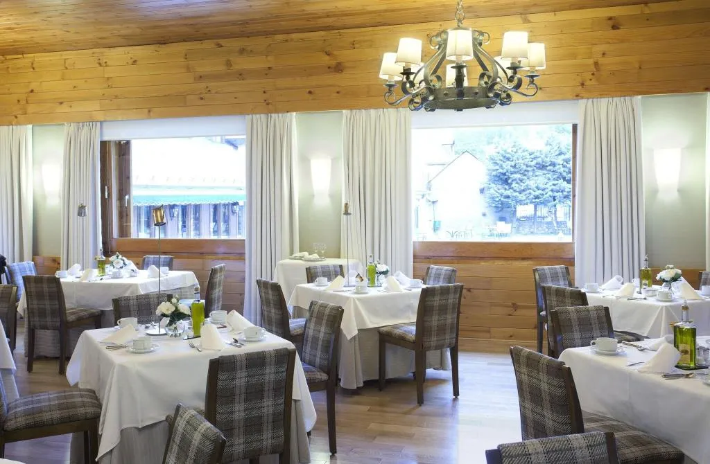 Restaurant, Parador de Arties, Costa Brava