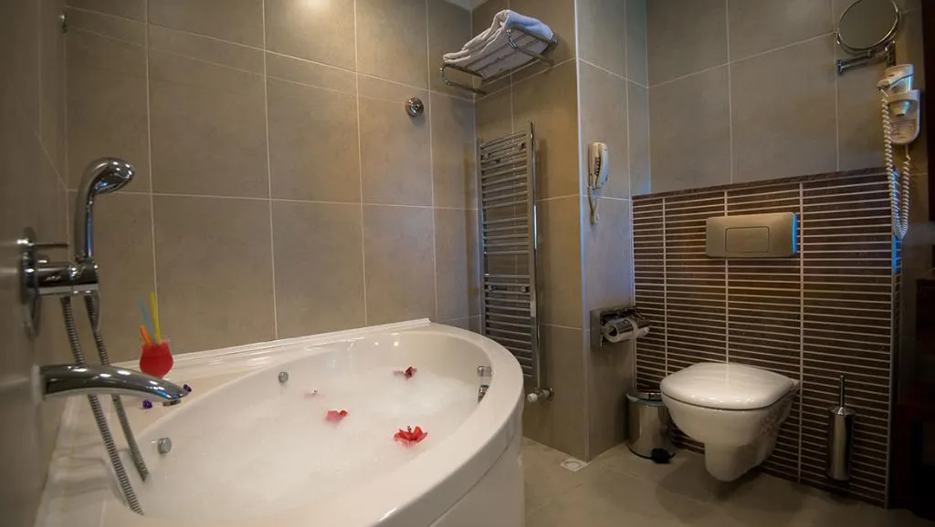 Room DELUXE Room, Korineum Golf Resort, Cyprus