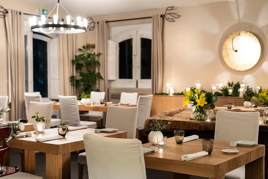 Restaurant, DonnaCarmela Resort & Lodges, Catania