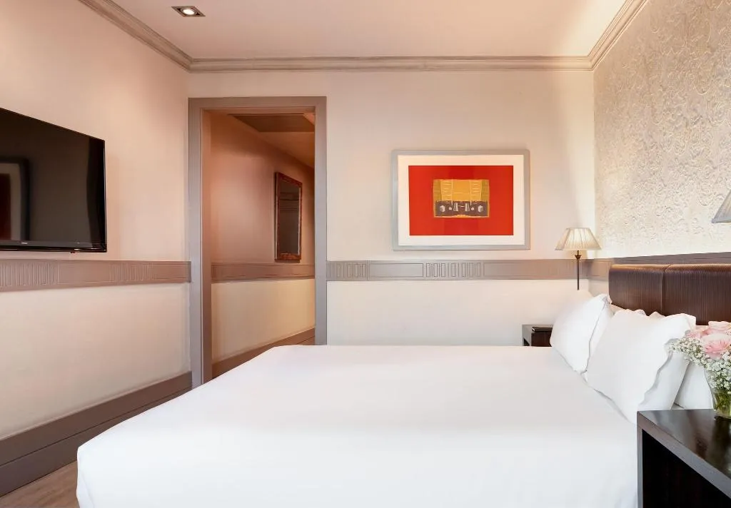 DOUBLE DELUXE Room, Duquesa de Cardona, Barcelona