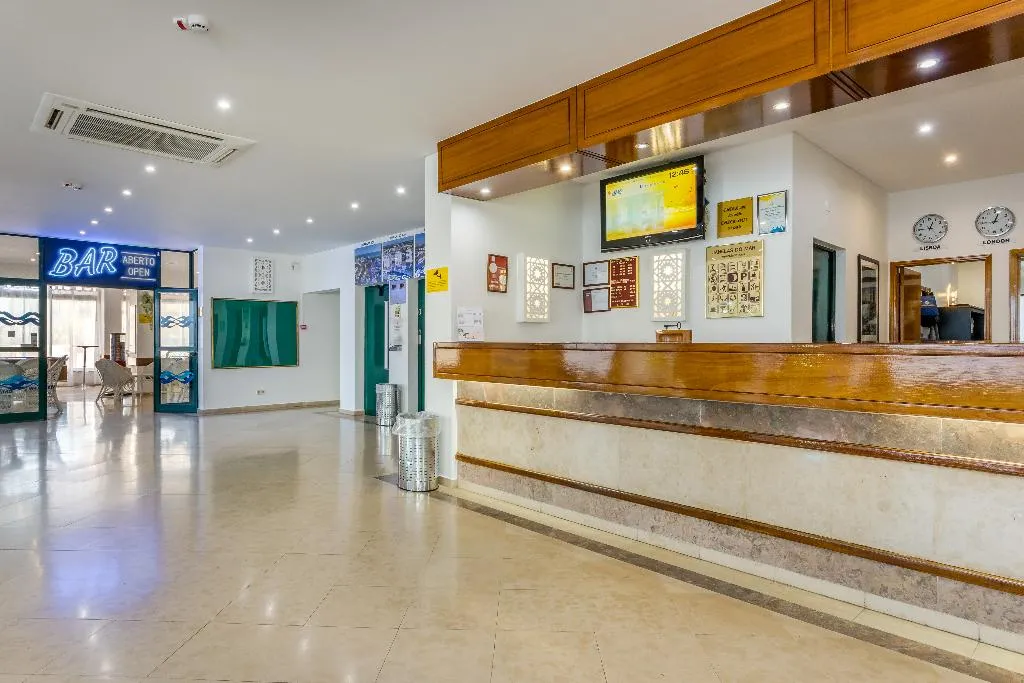 Lobby, Janelas do Mar, Algarve